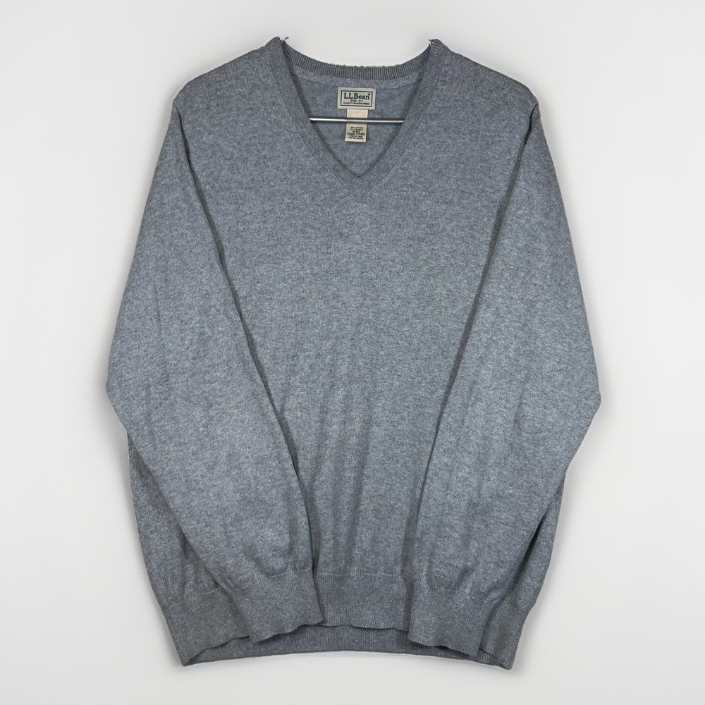 L.L. Bean Men's Medium Wicked Soft Cashmere Blend V Neck Sweater Item #274603